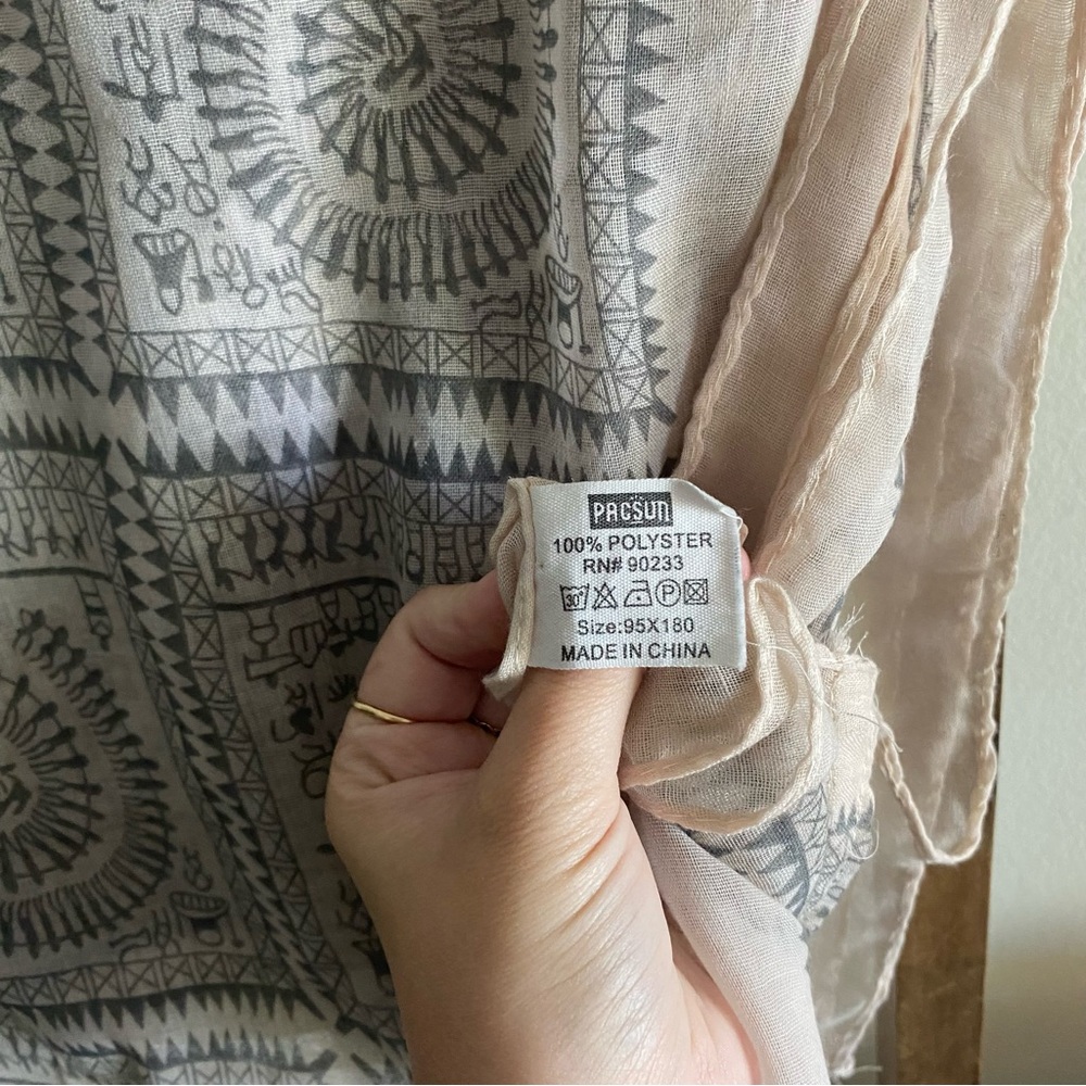 Pacsun Cream & Grey Bohemian Block Printed Circle Scarf - Picture 3 of 3